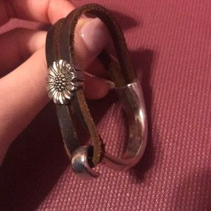 Leather and metal bracelet